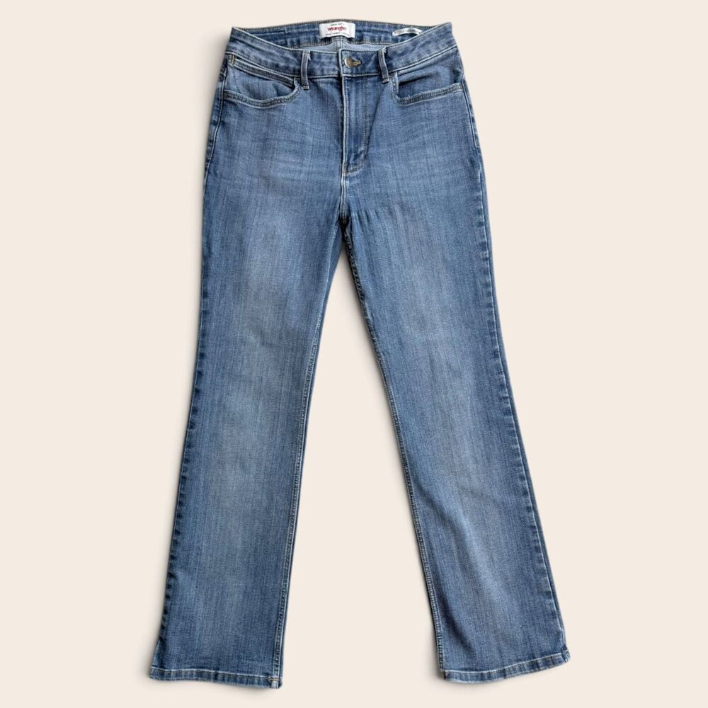 Wrangler High Rise Bold Boot Jeans Medium Wash Western Cowgirl Y2K Flare 8 X 30